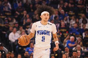 你们说我菜？布莱克10中5&amp;三分5中3轰17分5板6助 正负值+15！