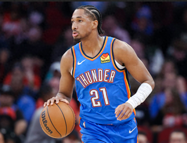 华莱士和维金斯总共三分11中7 雷霆的取胜有他俩的功劳