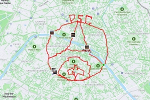 有创意！两位球迷在地图上跑出巴黎队徽轨迹