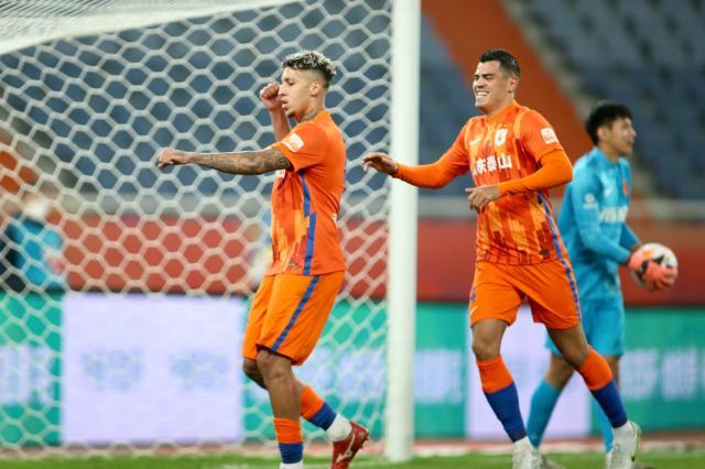 开云-【中超】克雷桑陈蒲吴兴涵5分钟3球 泰山4比0河北