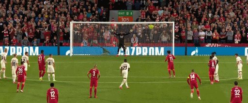 1631735830366032341.gif 利物浦14点球.gif