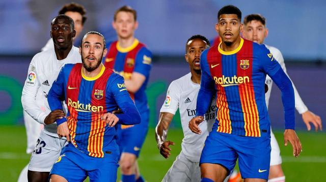 开云体育下载网址-梁宏业：巴萨遇强不强，是球员问题还是教练问题？