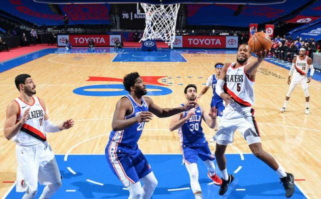 开云体育下载-没有队内超巨利拉德 开拓者众志成城爆冷击败76人